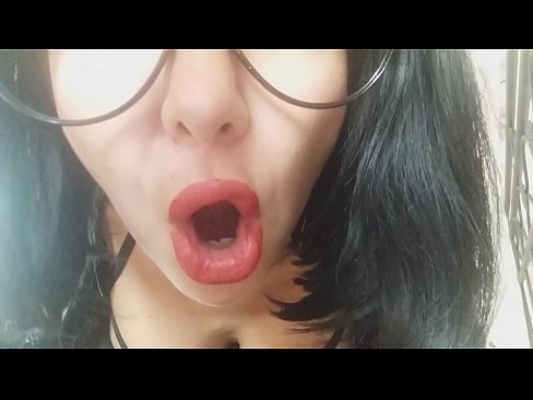 ❤️ Honey, hooyadaa anoo ah hooyadaa kuma ogolaan doonto inaad iskuul aado maanta... aad baan kuugu baahanahay... ❤️❌ Galmo ❌